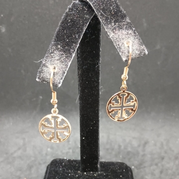 Vintage Jewelry - Gold Tone Medallion Dangle Earrings with Vintage Finish